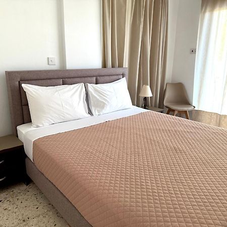 Himonas Apartments 피조우리 외부 사진