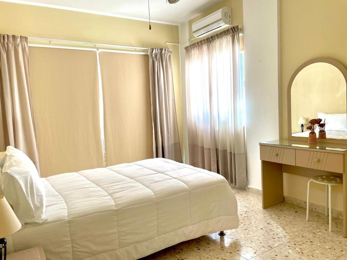 Himonas Apartments 피조우리 외부 사진