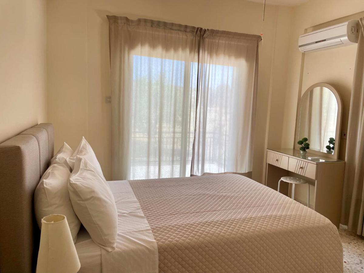 Himonas Apartments 피조우리 외부 사진