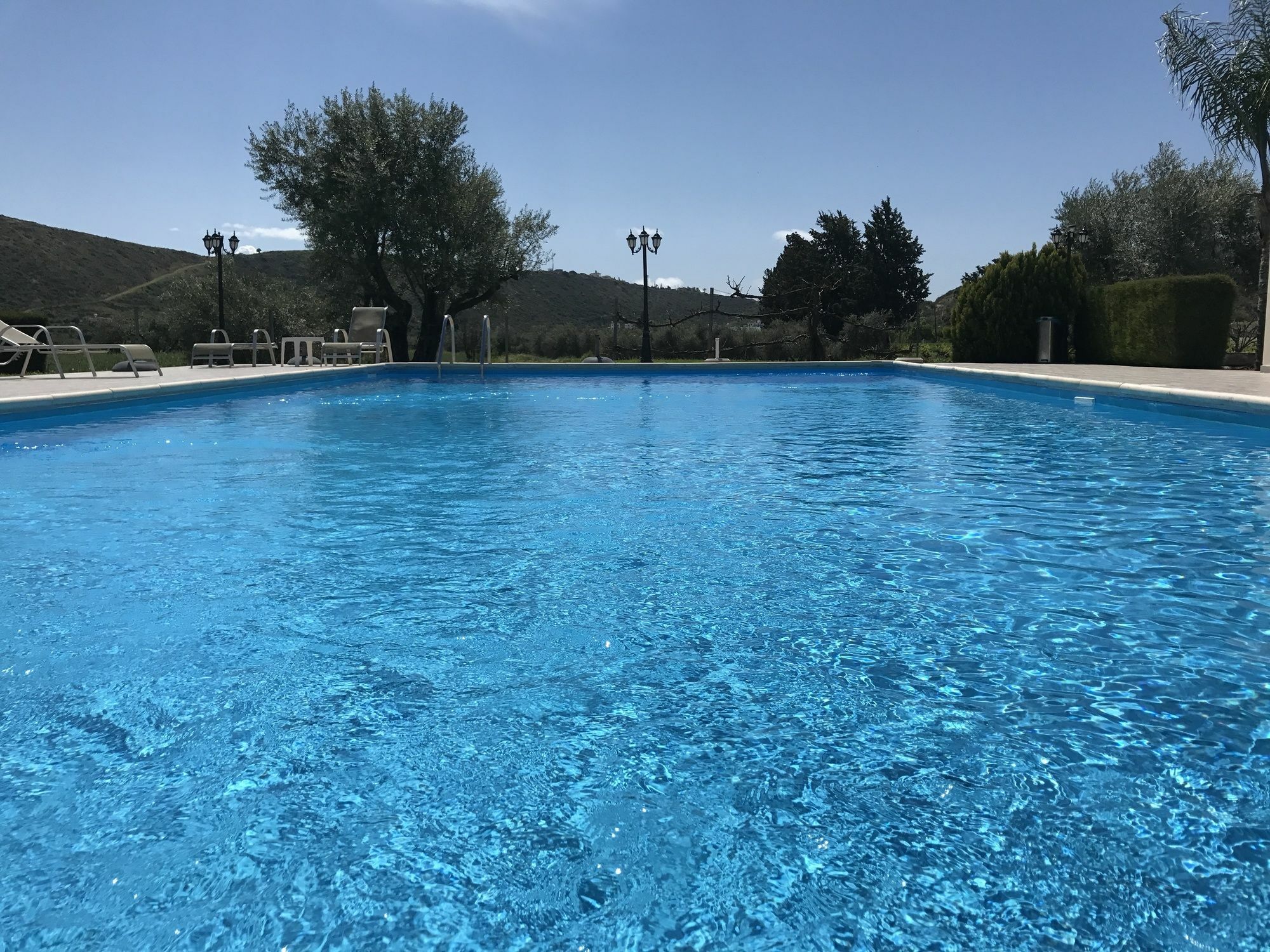 Himonas Apartments 피조우리 외부 사진