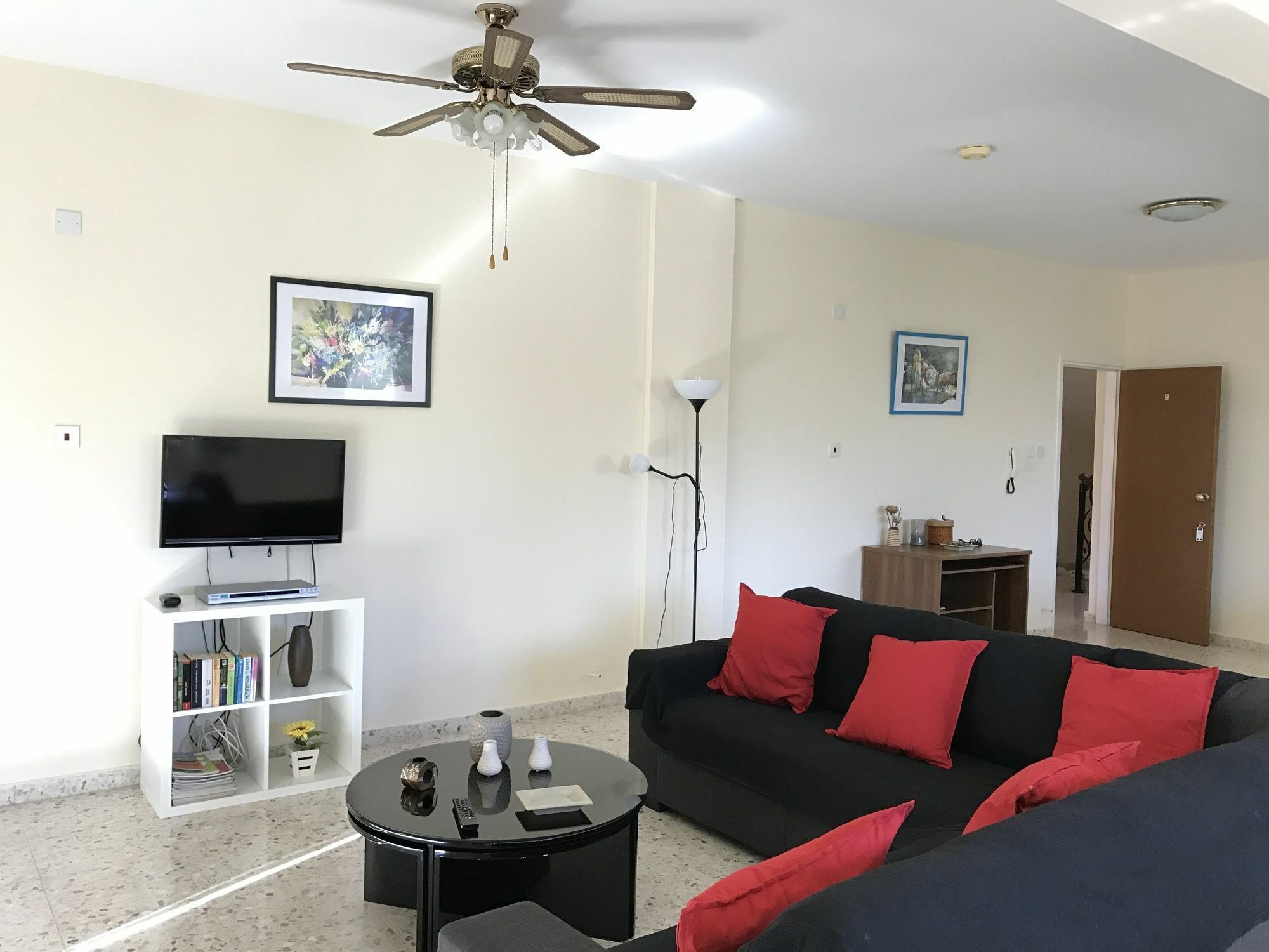 Himonas Apartments 피조우리 외부 사진
